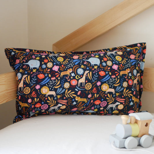 Coussin déco pour enfants motifs animaux sauvages confection Atelier Ekrin